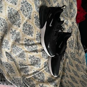 Nike Air 270’s